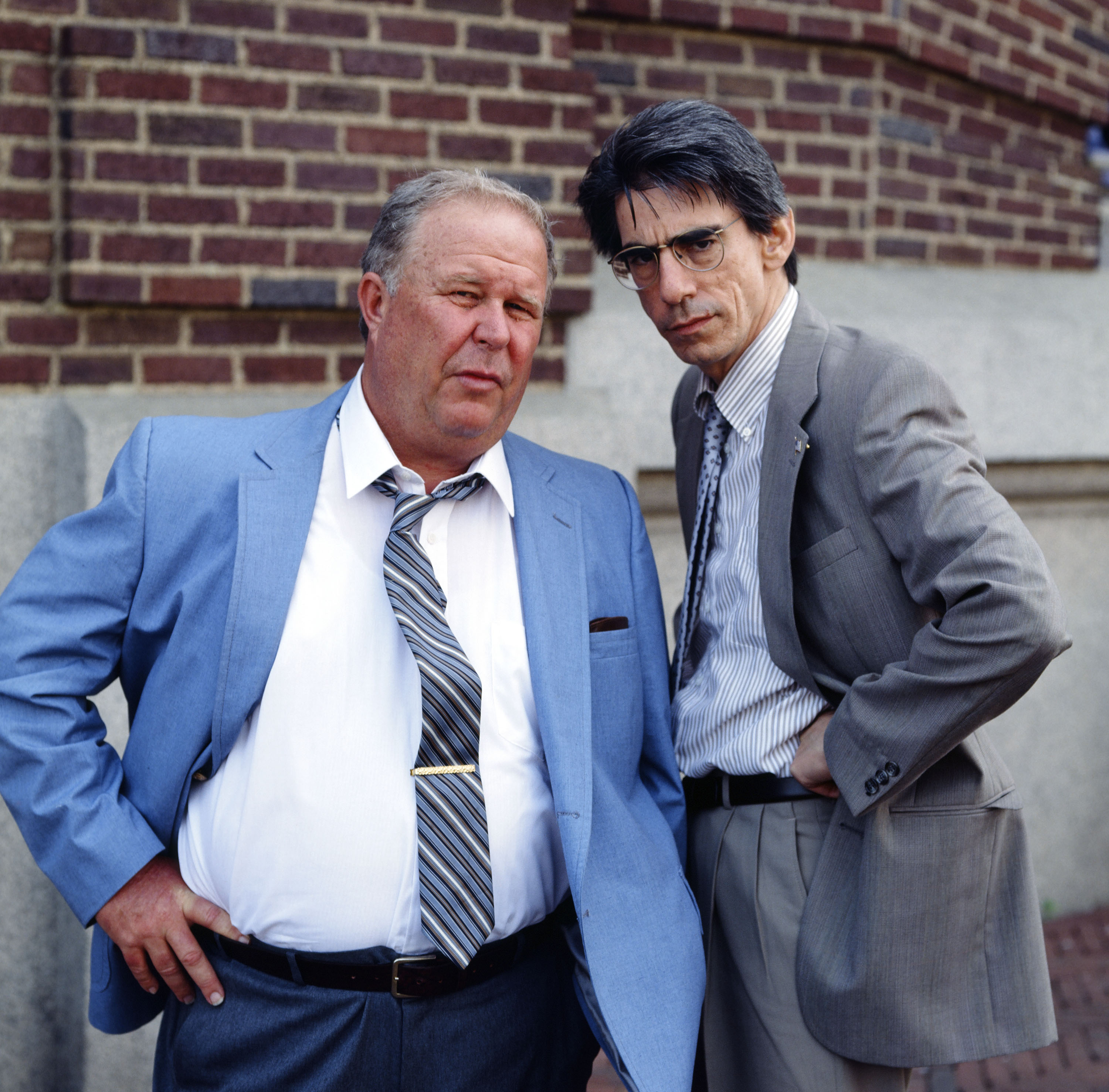 Ned Beatty and Richard Belzer in Homicide: Life on the Street (1993)