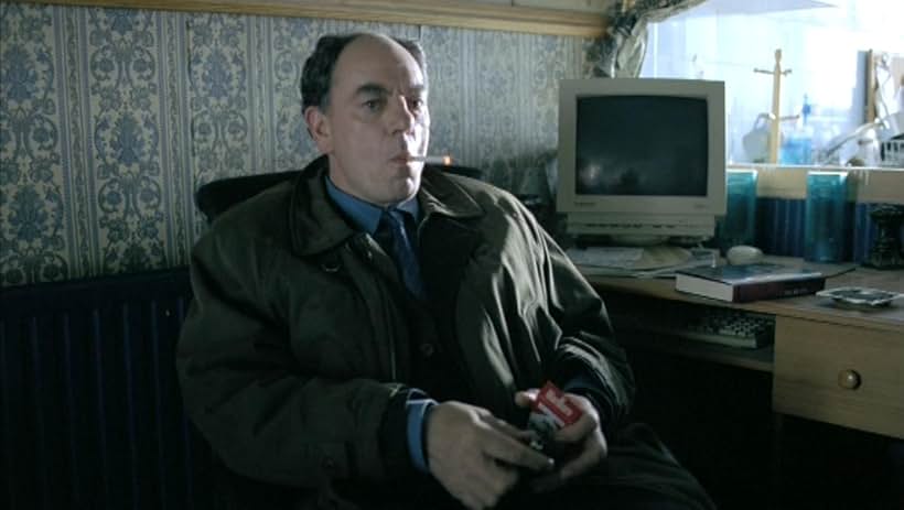 Alun Armstrong in Episode #1.1 (2003)