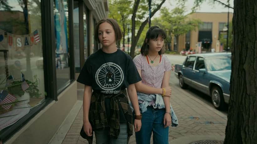 Sofia Rosinsky and Riley Lai Nelet in Paper Girls (2022)