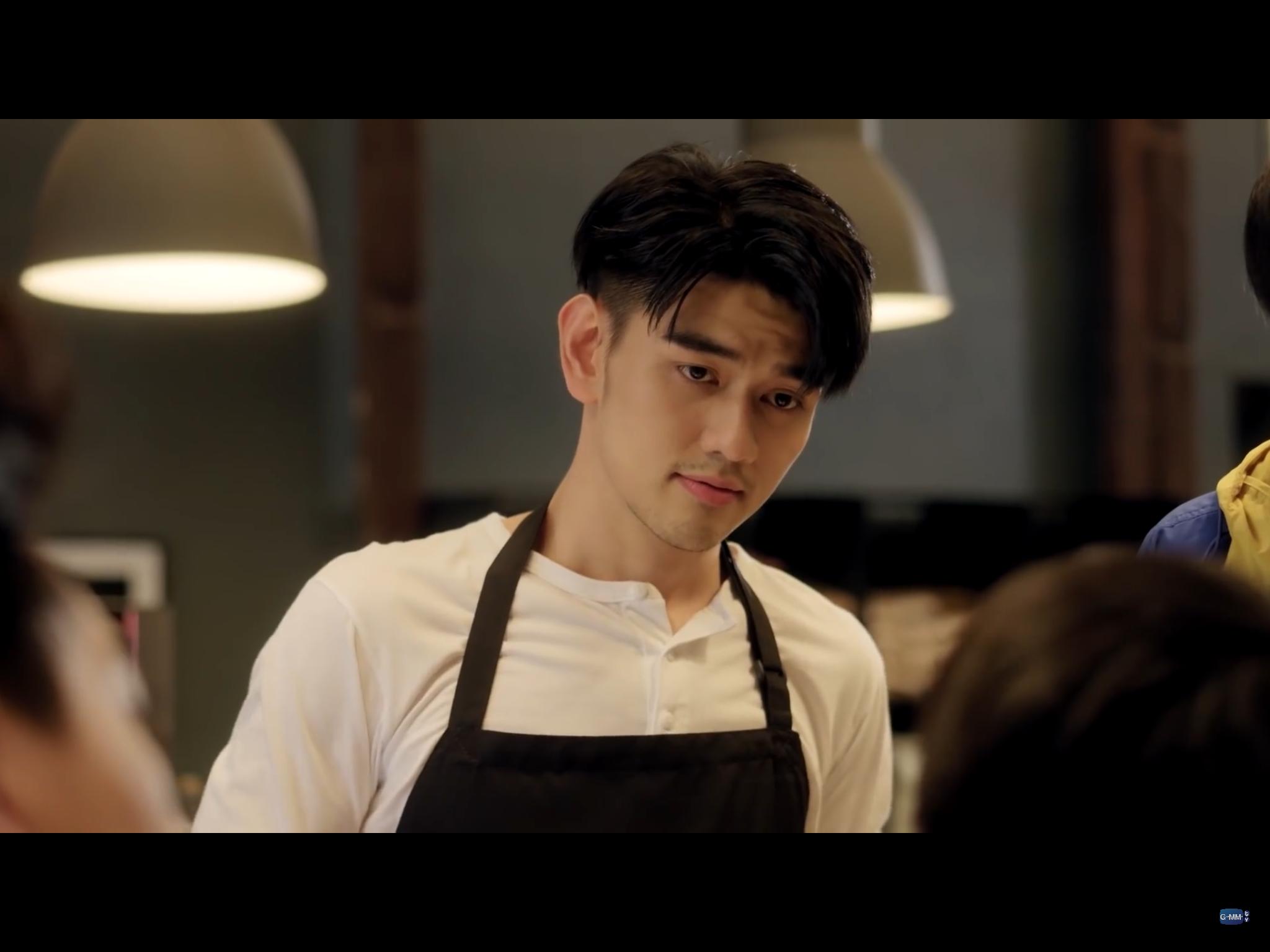 Chinnarat Siriphongchawalit in Theory of Love (2019)