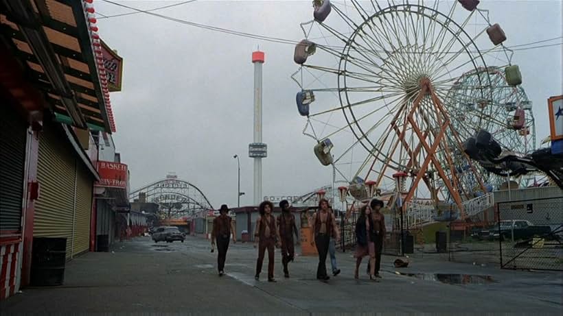 Michael Beck, David Harris, Tom McKitterick, Marcelino Sánchez, Brian Tyler, and Deborah Van Valkenburgh in The Warriors (1979)