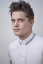 Andy Mientus