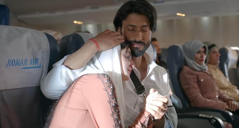 Vidyut Jammwal and Shivaleeka Oberoi in Khuda Haafiz (2020)