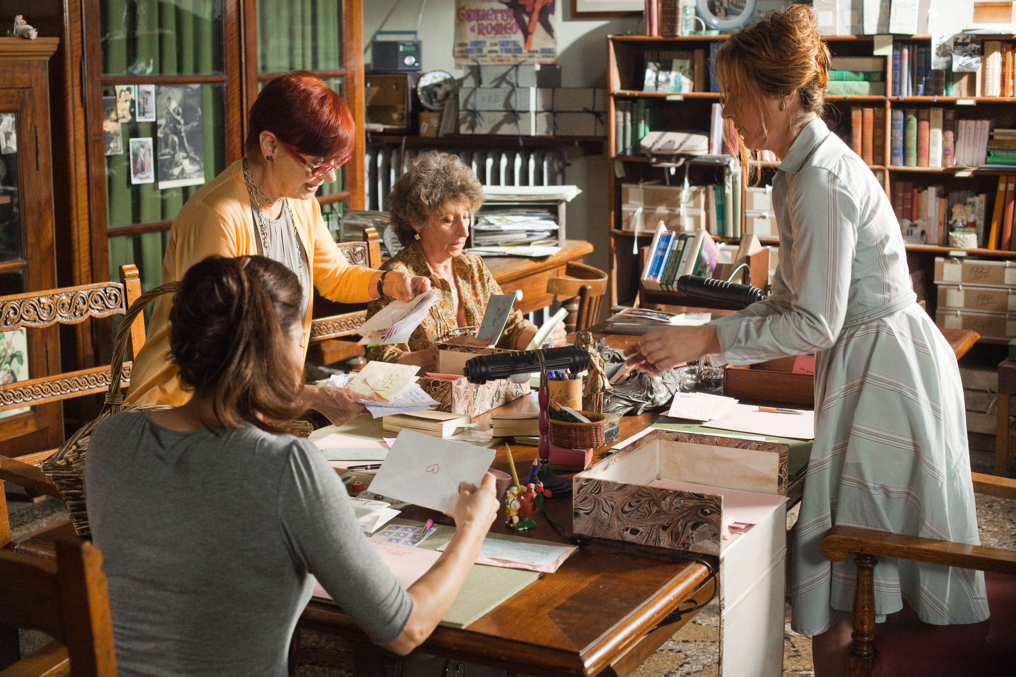 Lidia Biondi, Marina Massironi, and Milena Vukotic in Letters to Juliet (2010)