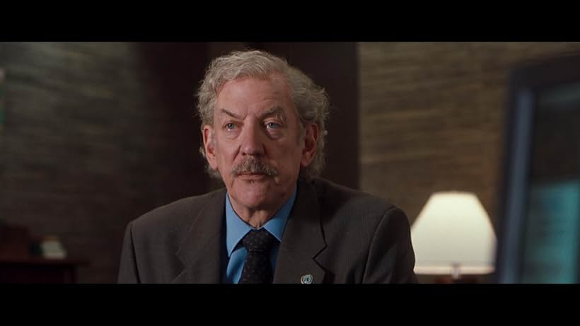 Donald Sutherland in The Art of War (2000)