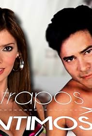 Carlos Montilla and Marlene De Andrade in Trapos íntimos (2002)