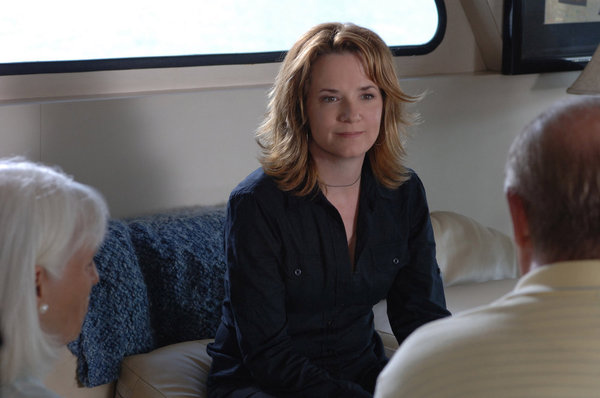 Lea Thompson in Jane Doe: Ties That Bind (2007)