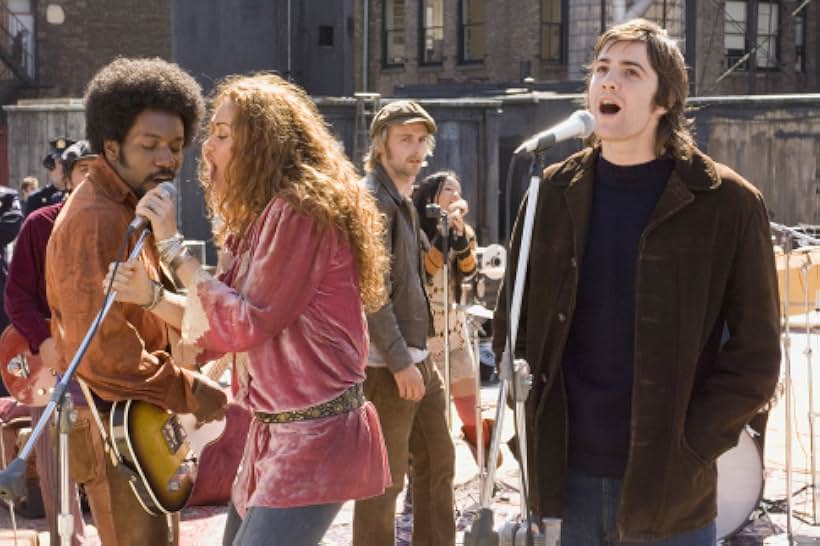 Jim Sturgess, T.V. Carpio, Joe Anderson, Martin Luther, and Dana Fuchs in Across the Universe (2007)