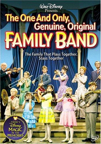 Kurt Russell, Lesley Ann Warren, Walter Brennan, Buddy Ebsen, Janet Blair, John Davidson, Smith Wordes, Bobby Riha, and Jon Walmsley in The One and Only, Genuine, Original Family Band (1968)