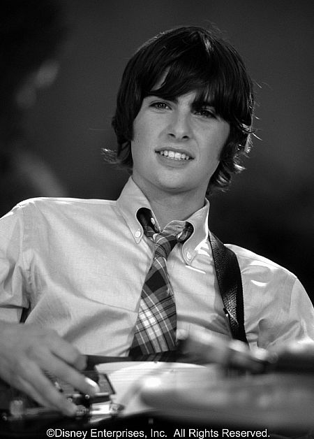 Robert Schwartzman in The Princess Diaries (2001)