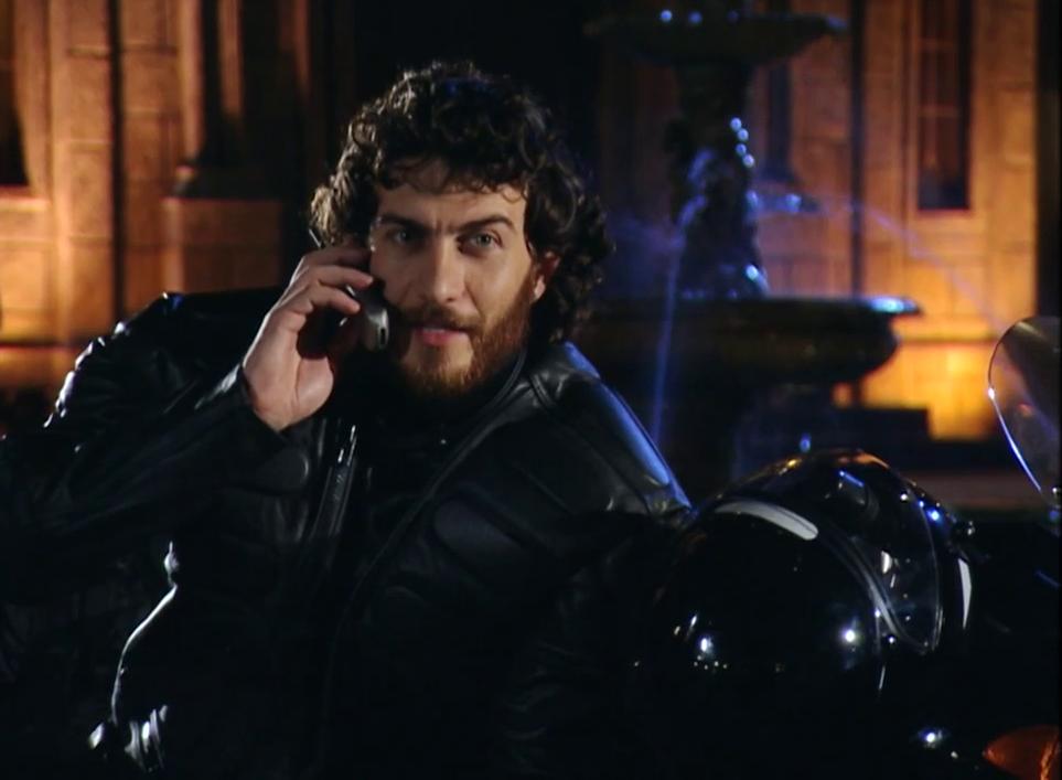 Gabriel Braga Nunes in O Beijo do Vampiro (2002)