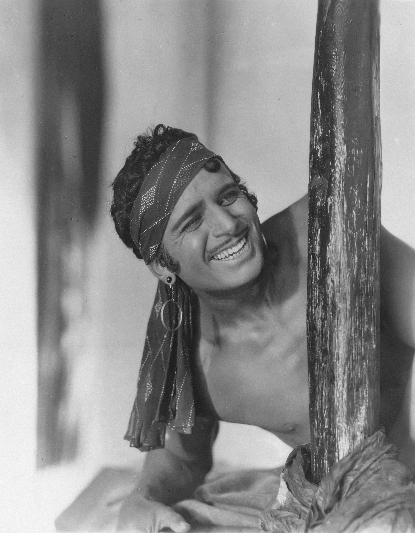 Douglas Fairbanks in The Thief of Bagdad (1924)