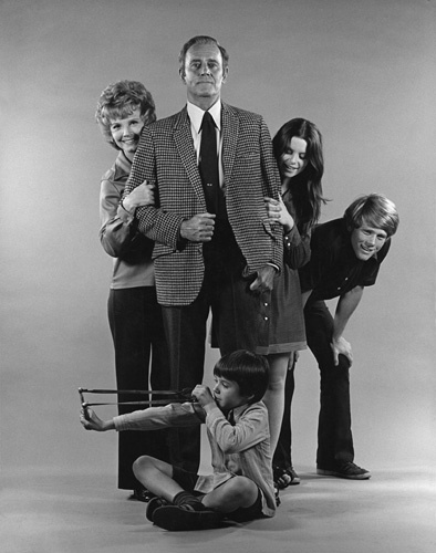 "The Smith Family" Janet Blair, Henry Fonda, Darleen Carr, Ron Howard, Michael-James Wixted