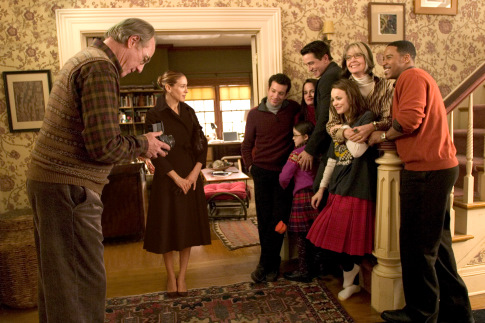 Diane Keaton, Dermot Mulroney, Sarah Jessica Parker, Craig T. Nelson, Elizabeth Reaser, Brian White, Rachel McAdams, Elizabeth Trousdale, Tyrone Giordano, and Savannah Stehlin in The Family Stone (2005)