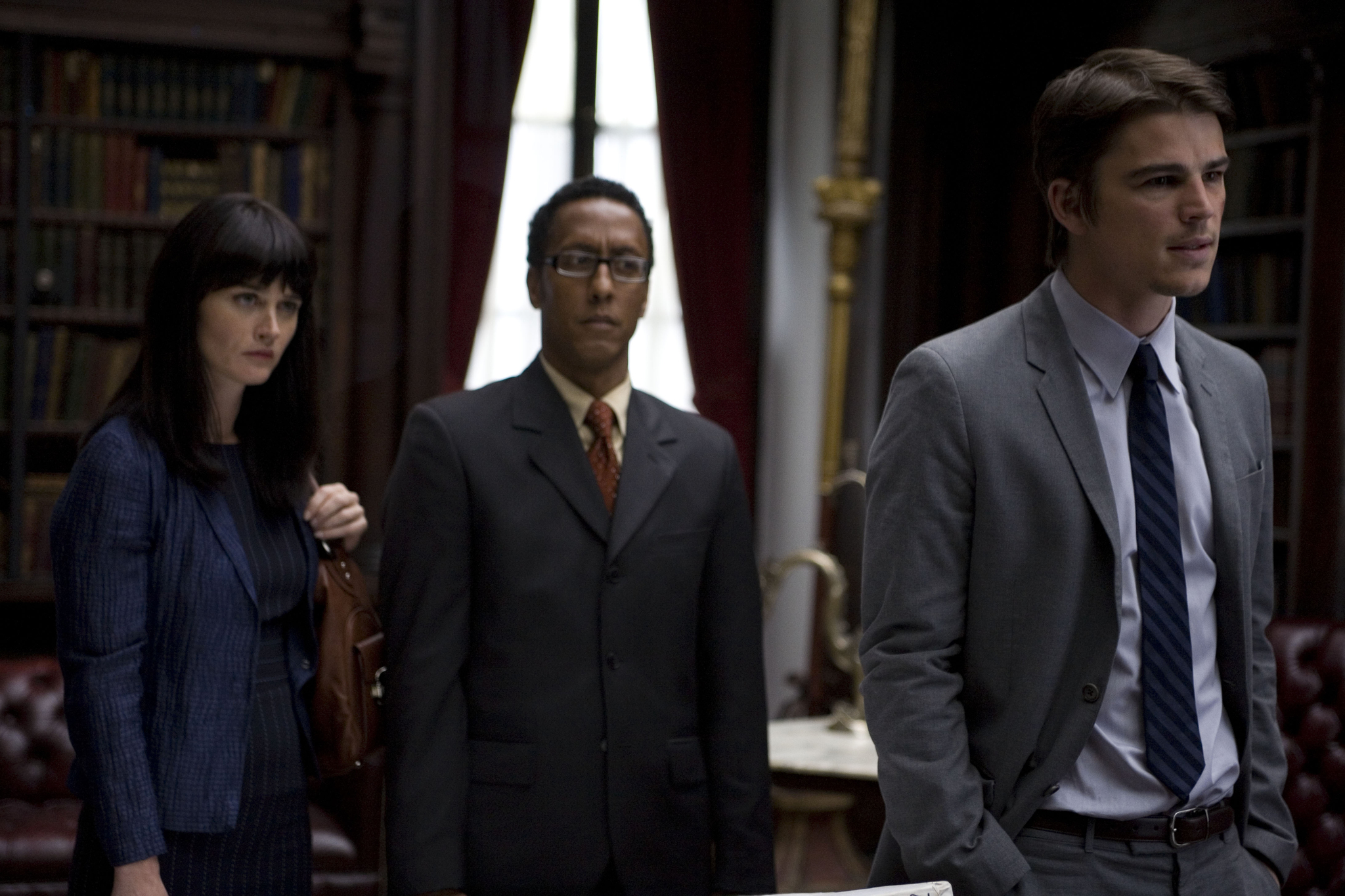 Robin Tunney, Josh Hartnett, and Andre Royo in August (2008)