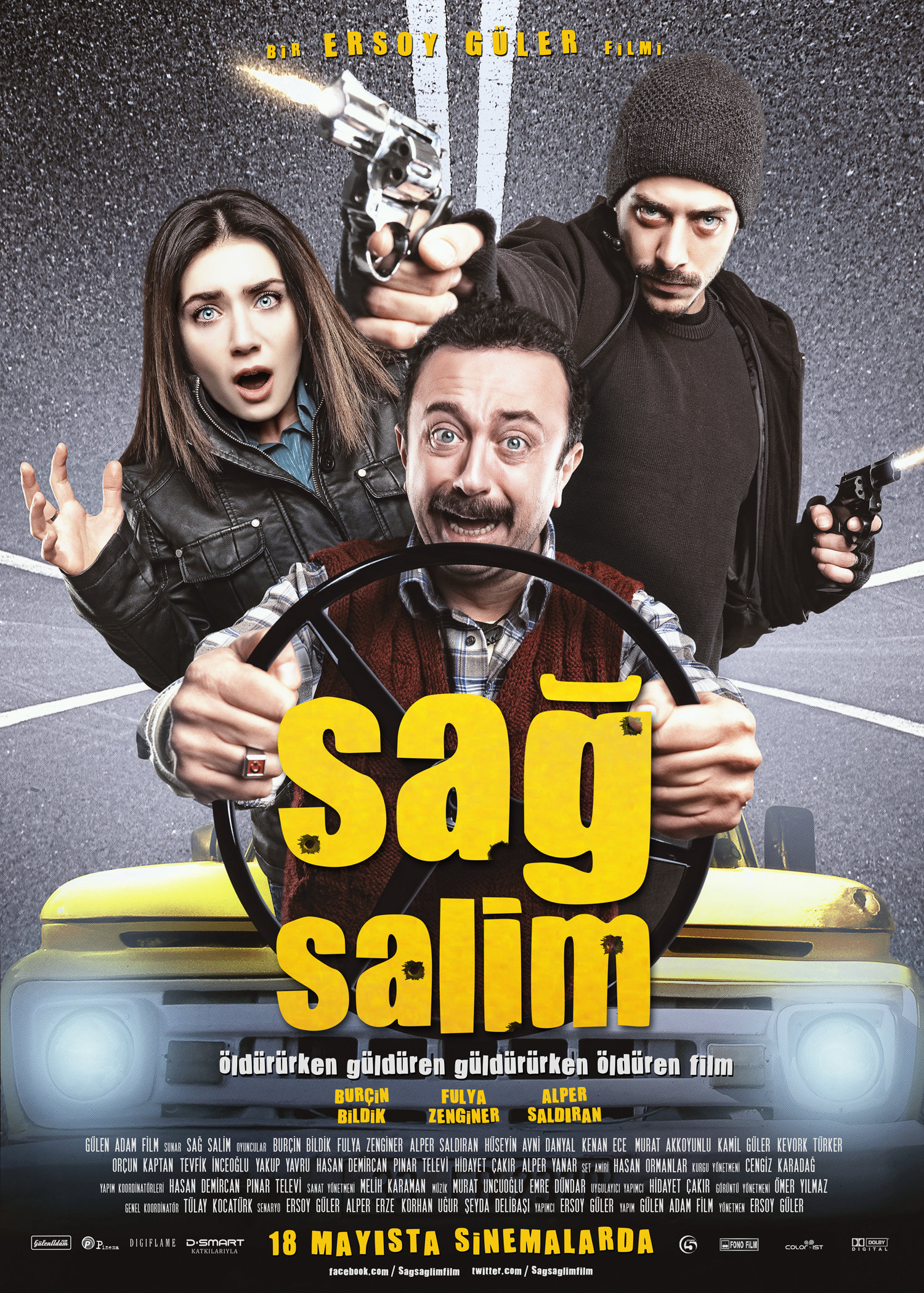 Fulya Zenginer, Alper Saldiran, and Burçin Bildik in Sag Salim (2012)