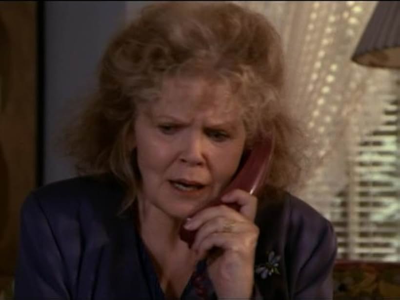 Eileen Brennan in 7th Heaven (1996)