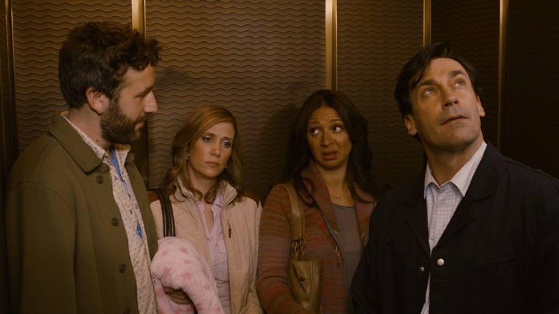 Jon Hamm, Maya Rudolph, Kristen Wiig, and Chris O'Dowd in Friends with Kids (2011)