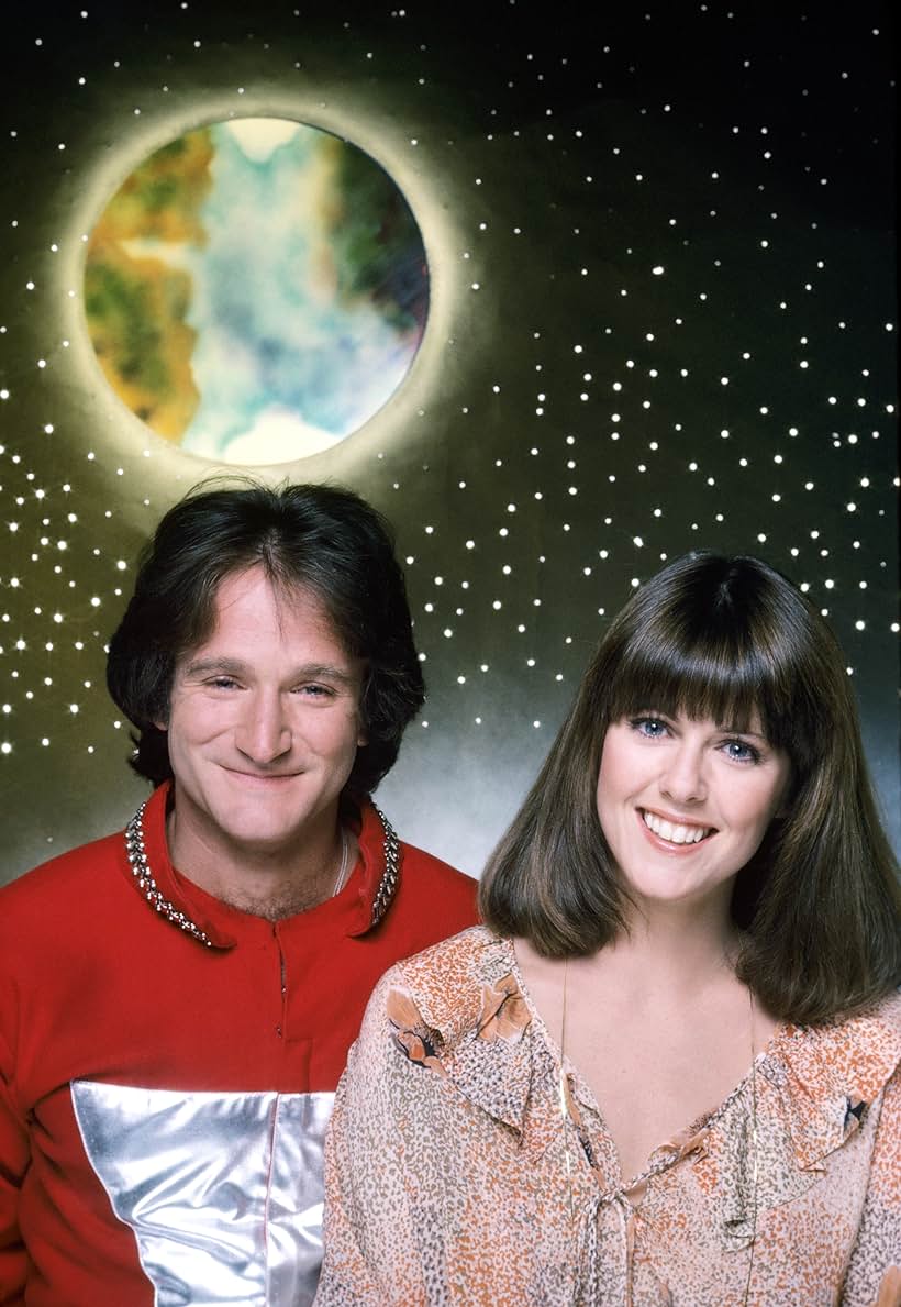 Robin Williams and Pam Dawber in Mork & Mindy (1978)