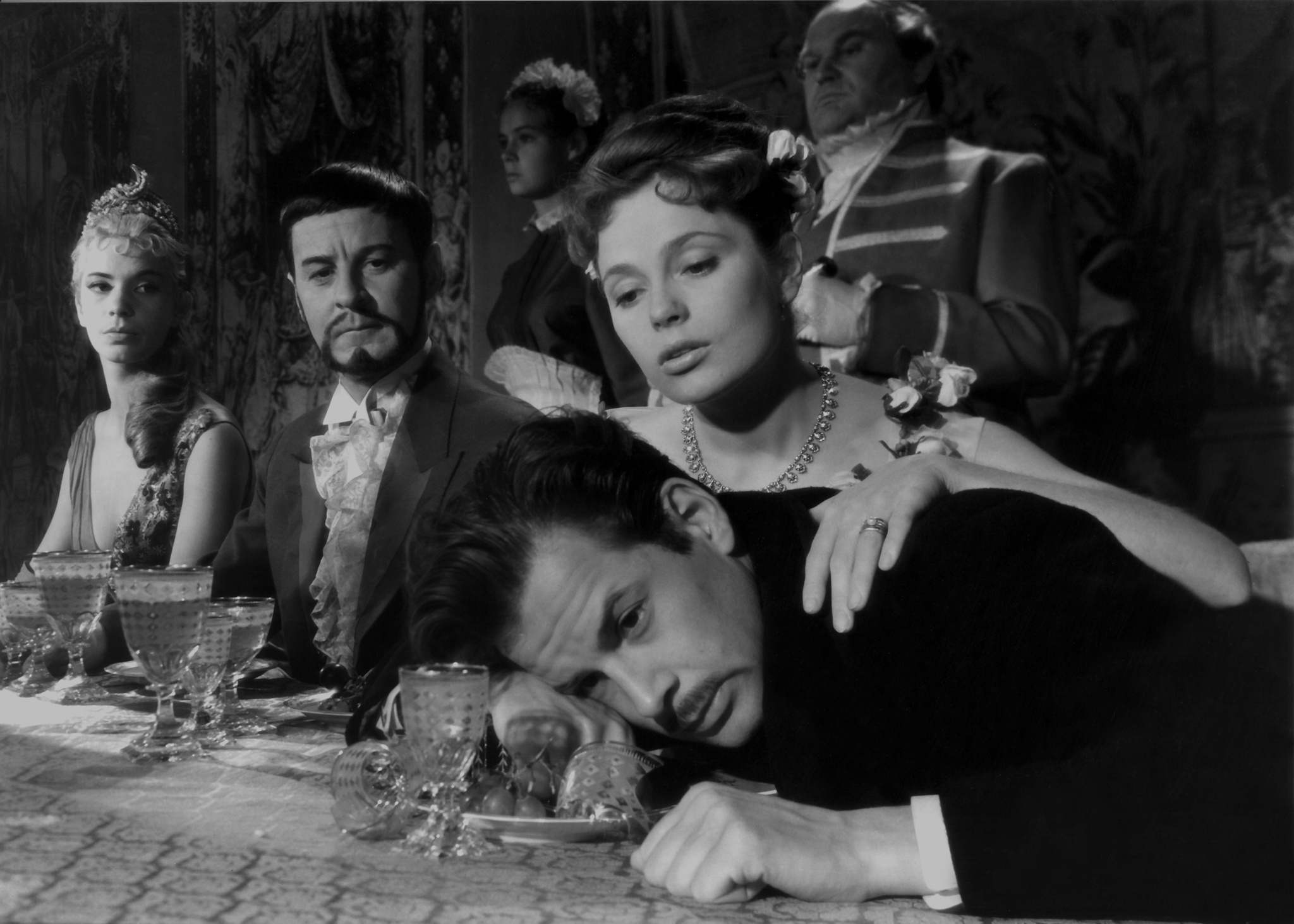 Björn Bjelfvenstam, Gunnar Björnstrand, Margit Carlqvist, and Ulla Jacobsson in Smiles of a Summer Night (1955)