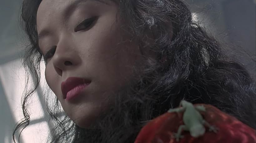 Cecilia Yip in Peace Hotel (1995)