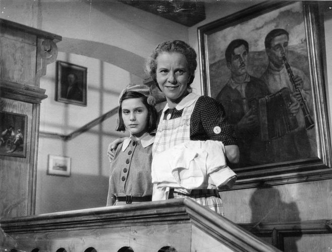 Mathilde Danegger and Josiane Hegg in Marie-Louise (1944)