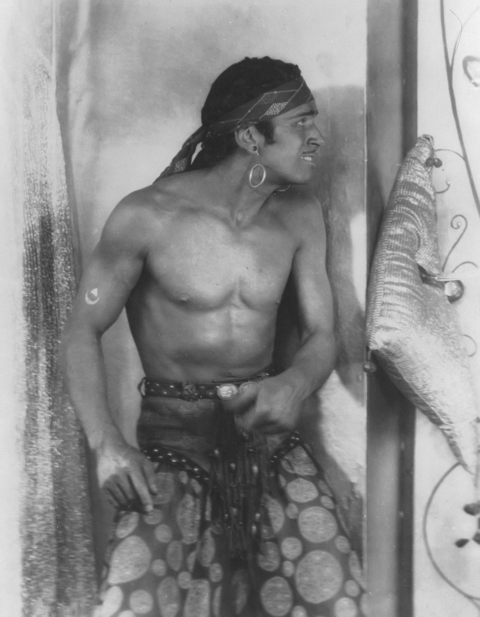 Douglas Fairbanks in The Thief of Bagdad (1924)