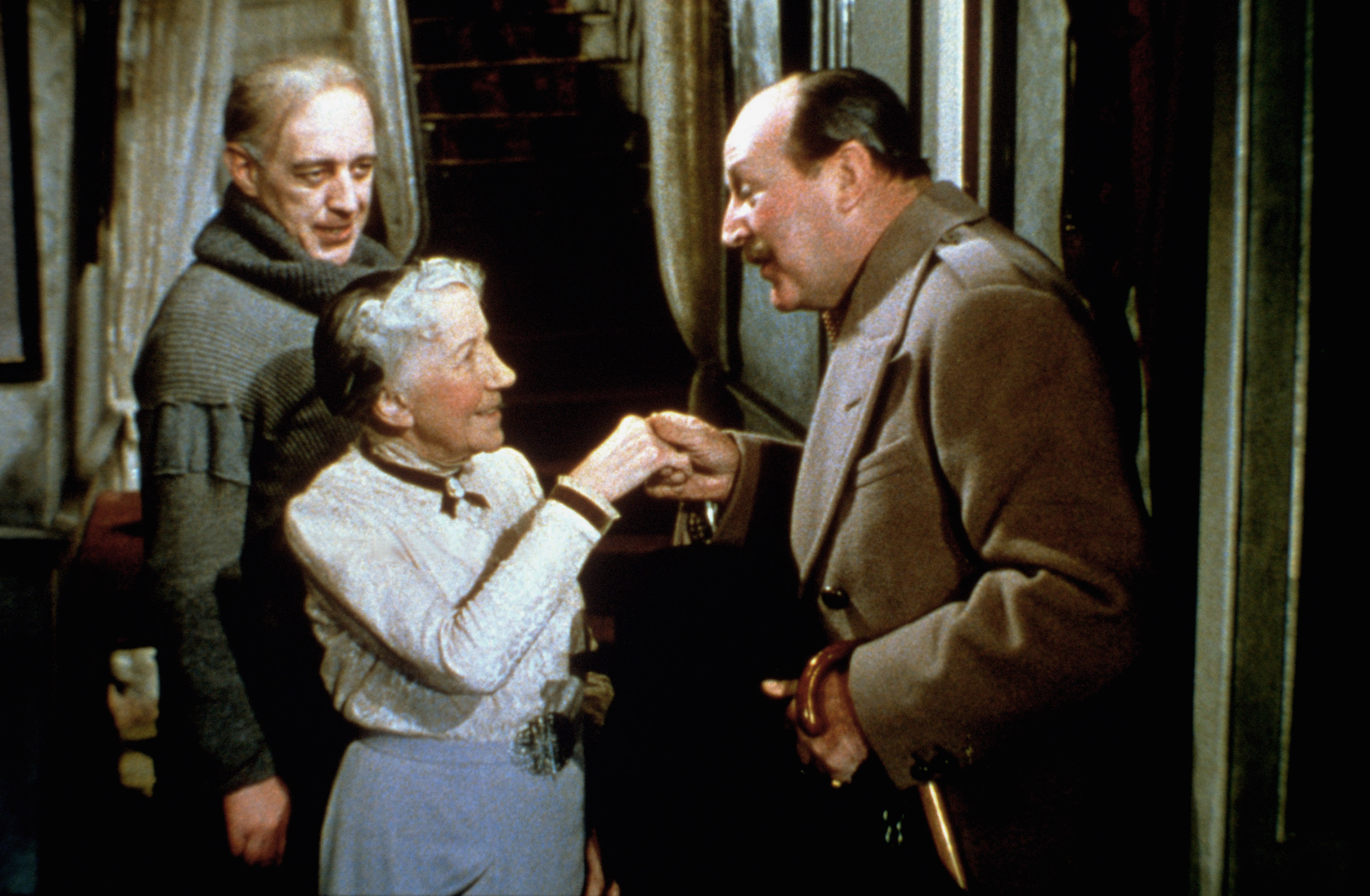 Alec Guinness, Katie Johnson, and Cecil Parker in The Ladykillers (1955)