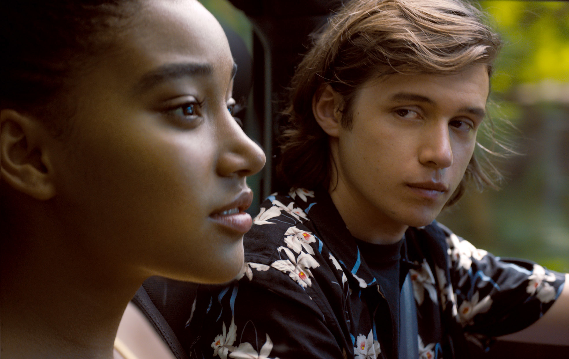 Nick Robinson and Amandla Stenberg in Everything, Everything (2017)