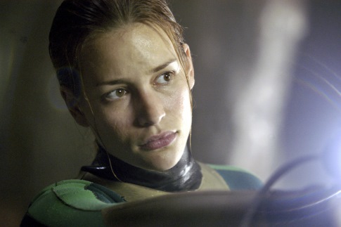 Piper Perabo in The Cave (2005)