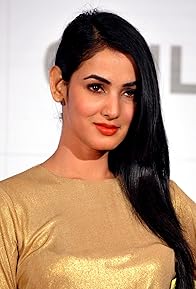 Primary photo for Sonal Chauhan