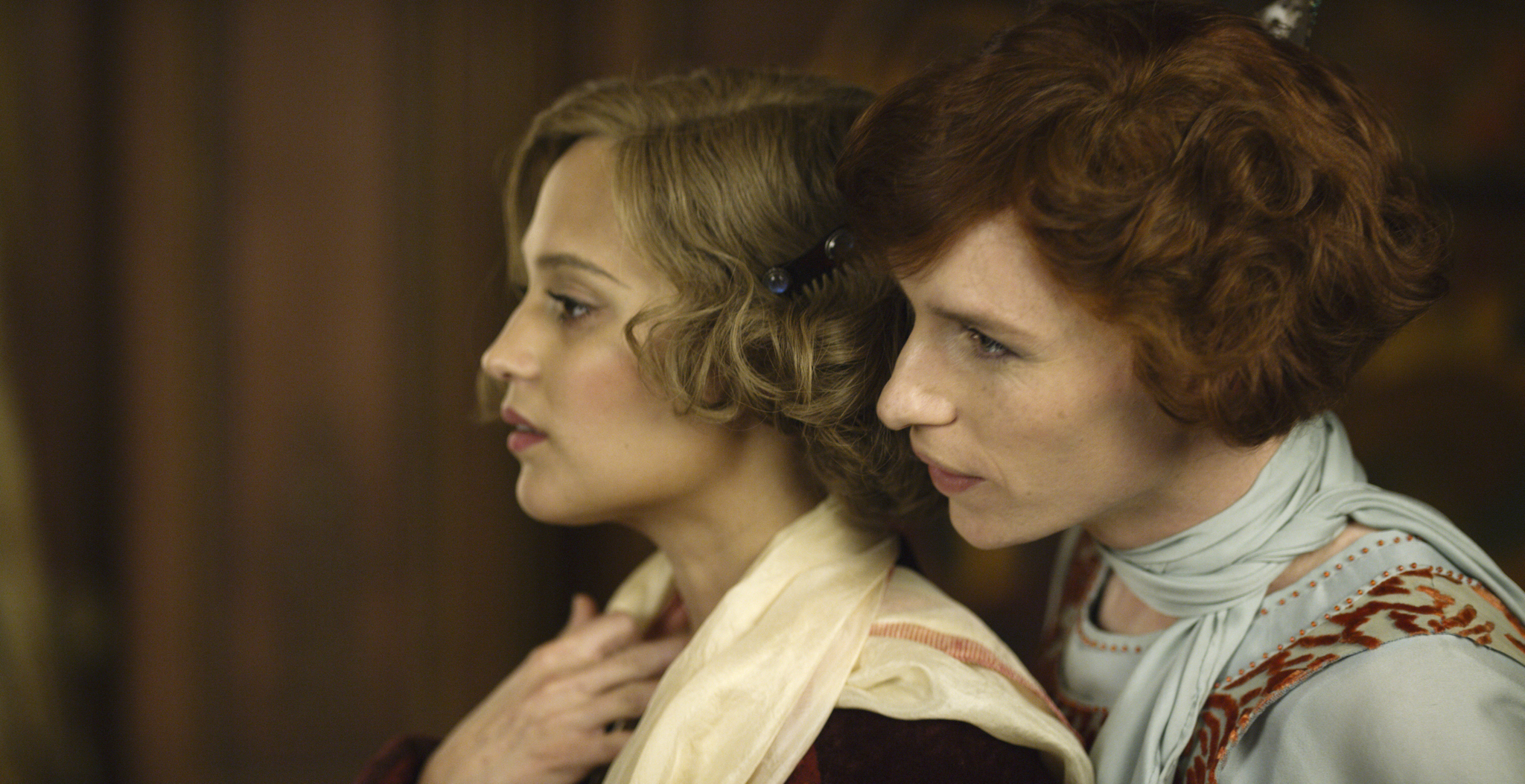 Eddie Redmayne and Alicia Vikander in The Danish Girl (2015)