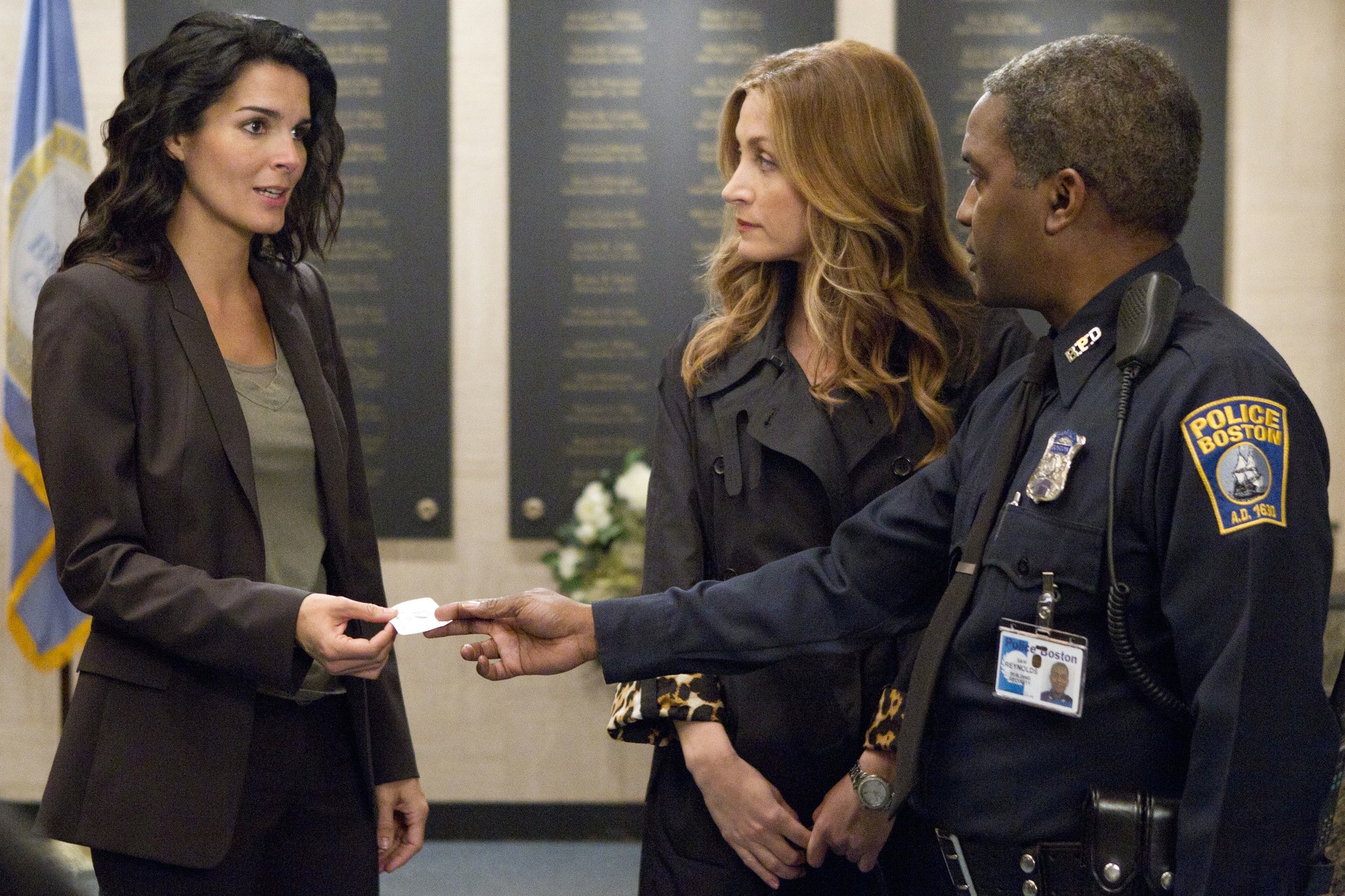 Angie Harmon, Sasha Alexander, and Karl T. Wright in Rizzoli & Isles (2010)