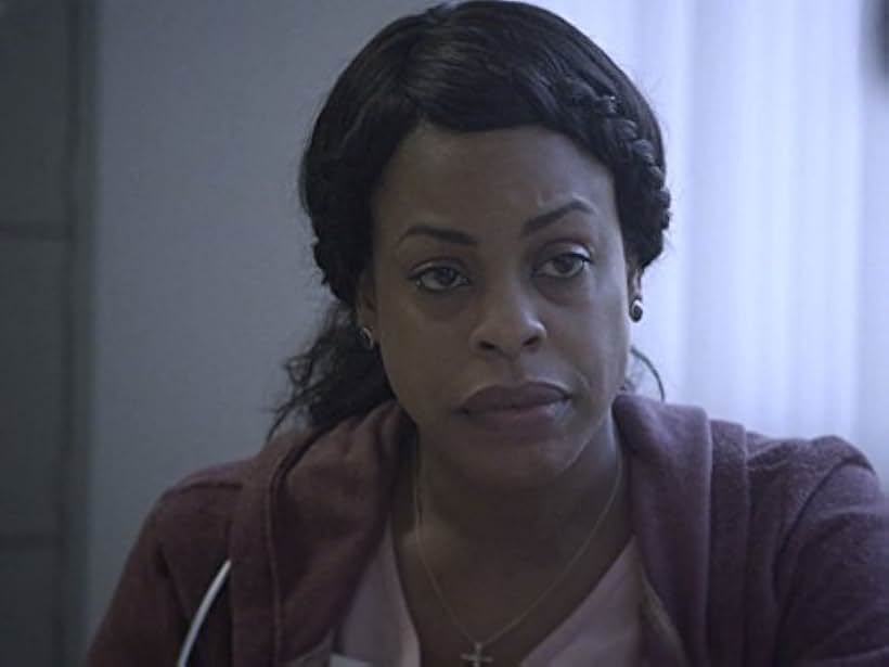 Niecy Nash in Getting On (2013)