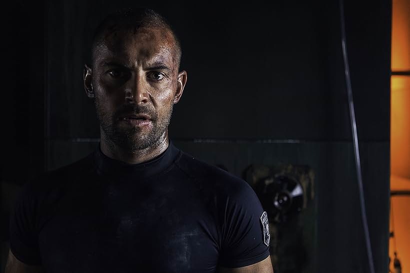 Daniel MacPherson in Infini (2015)