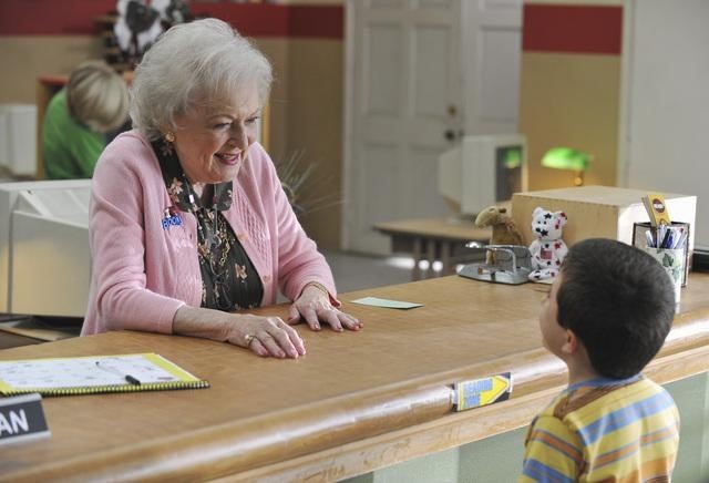 Betty White and Atticus Shaffer in The Middle (2009)