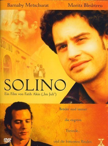 Moritz Bleibtreu and Barnaby Metschurat in Solino (2002)