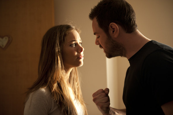 Danny Dyer and Roxanne McKee in Vendetta (2013)