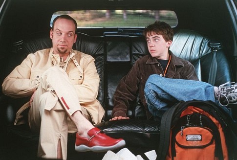 Frankie Muniz and Paul Giamatti in Big Fat Liar (2002)