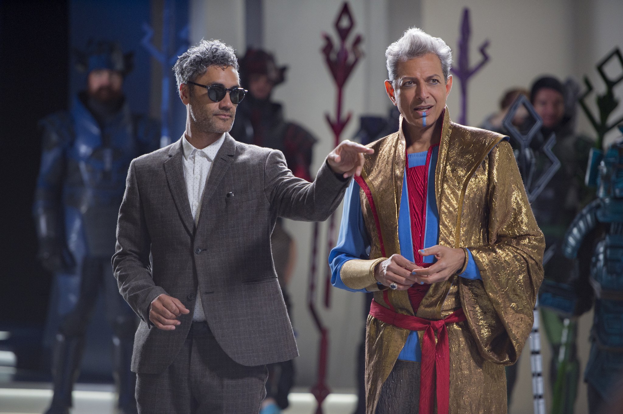 Jeff Goldblum and Taika Waititi in Thor: Ragnarok (2017)