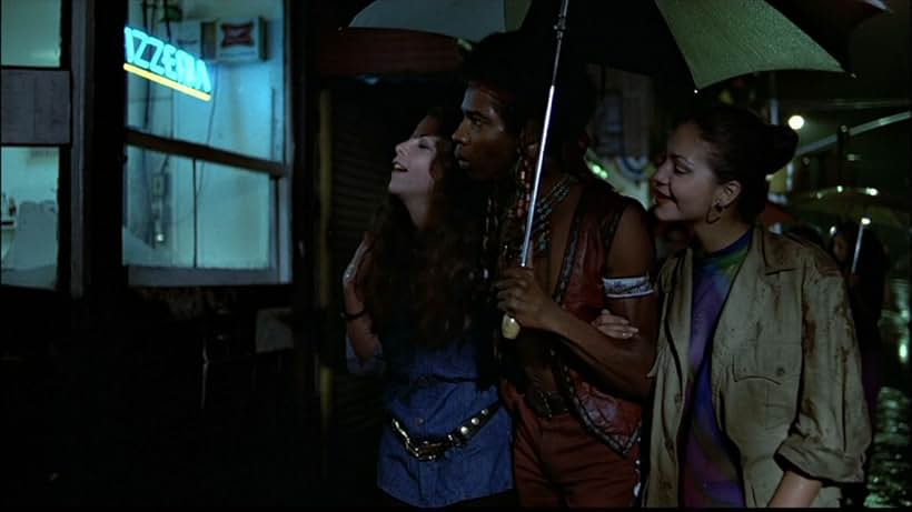 David Harris, Lisa Maurer, and Wanda Velez in The Warriors (1979)