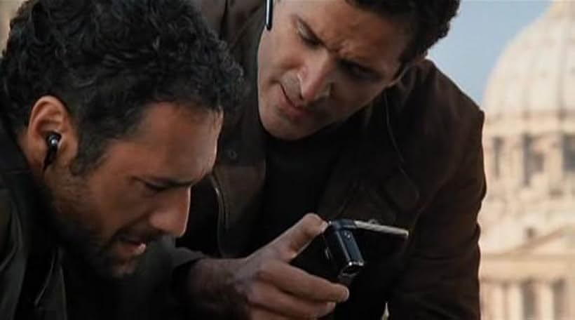 Raoul Bova and Salvatore Lazzaro in Intelligence - Servizi & segreti (2009)