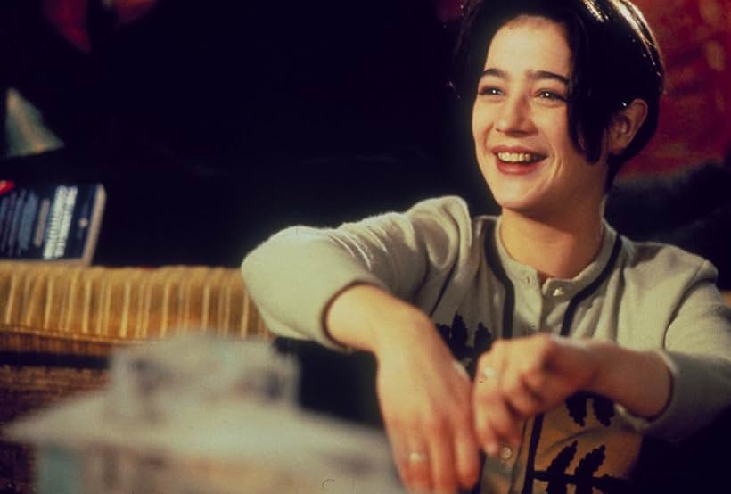 Moira Kelly in With Honors (1994)