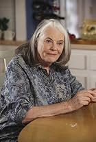 Lois Smith in Desperate Housewives (2004)