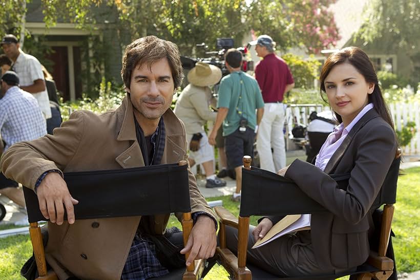 Rachael Leigh Cook and Eric McCormack in Perception (2012)