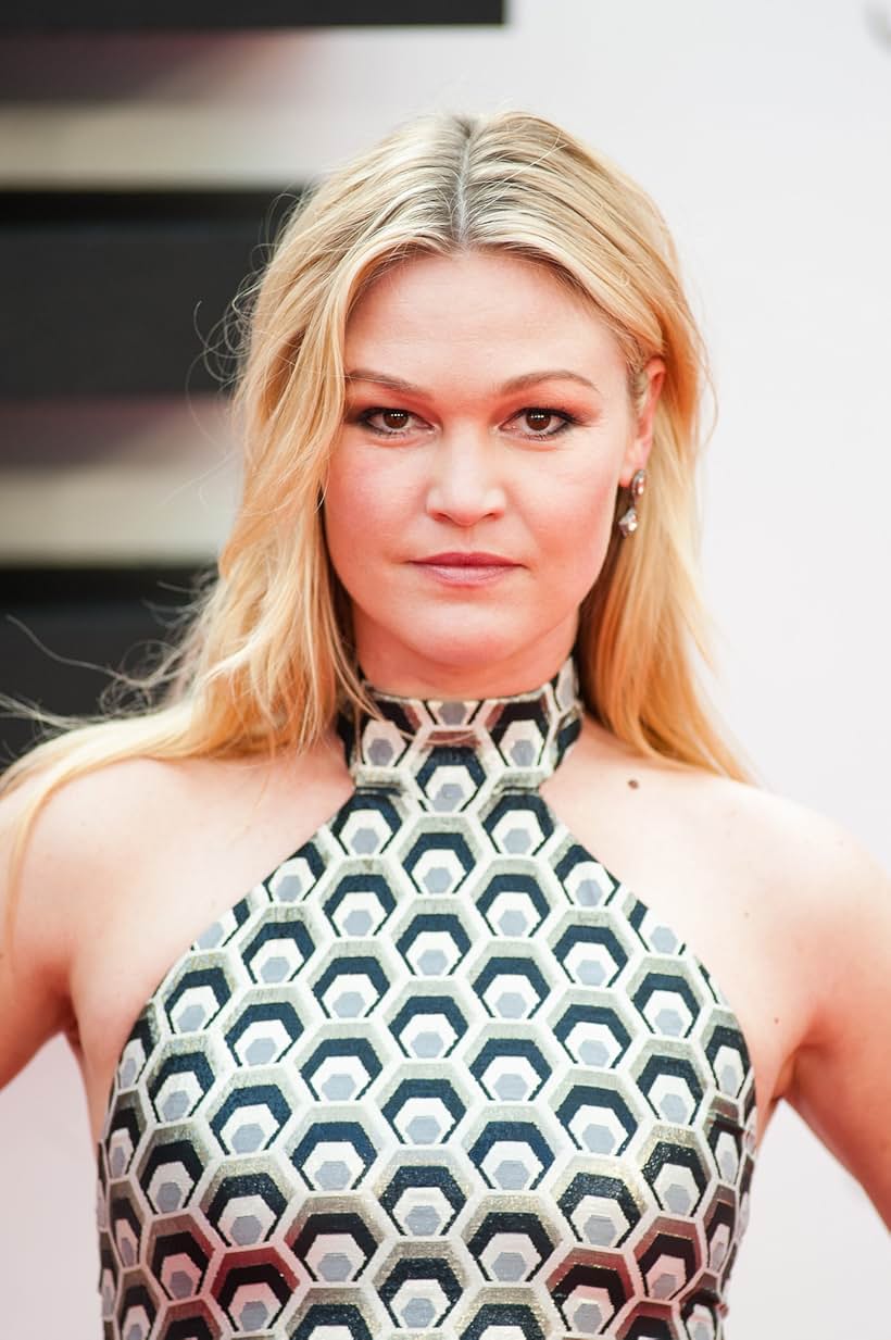 Julia Stiles at an event for Jason Bourne (2016)