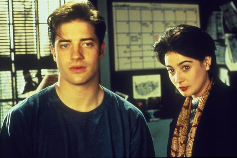 Brendan Fraser and Moira Kelly in With Honors (1994)