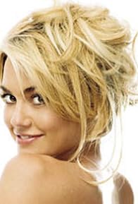 Primary photo for Kelly Carlson