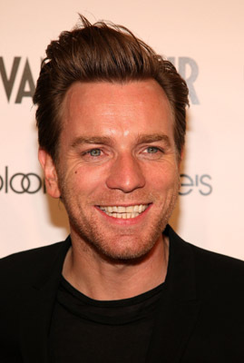 Ewan McGregor at an event for Amelia (2009)