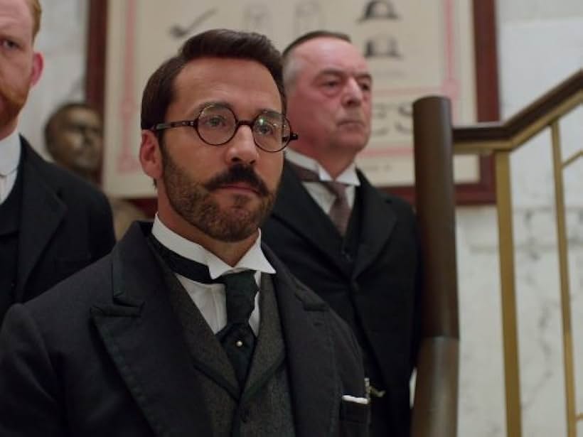 Jeremy Piven and Ron Cook in Mr Selfridge (2013)